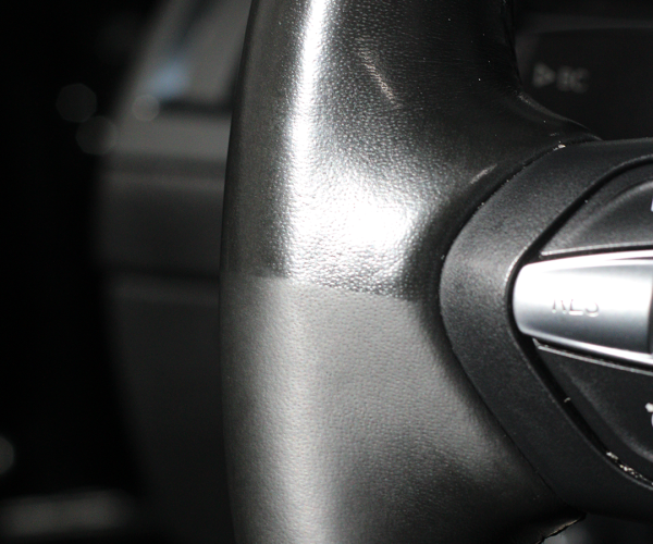 Detalhe Interior Limpeza do volante